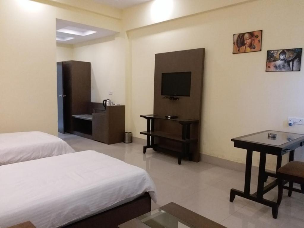 Hotel Sravasti Residency Katra  ภายนอก รูปภาพ